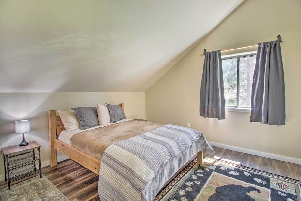 Serene Cabin: Coconino Nat'l Forest View!