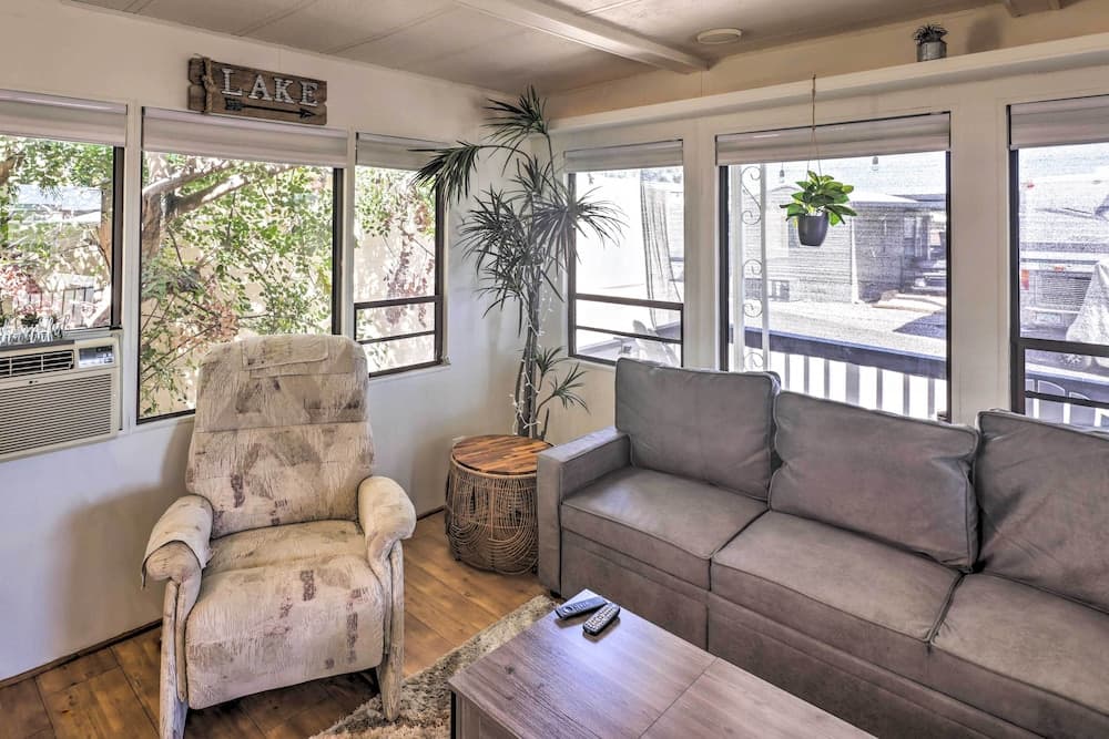 Dock & Beach Access: Cozy Lake Havasu City Home!