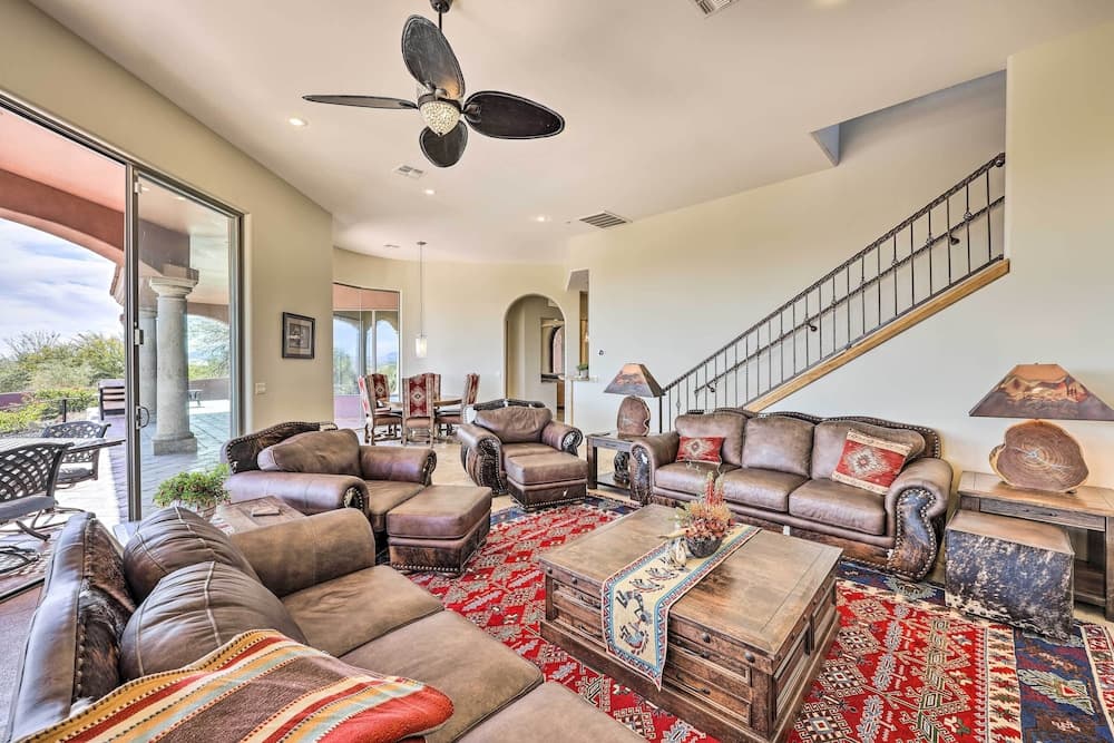Mtn-view Gem w/ Pool, BBQ & Fire Pit in Scottsdale