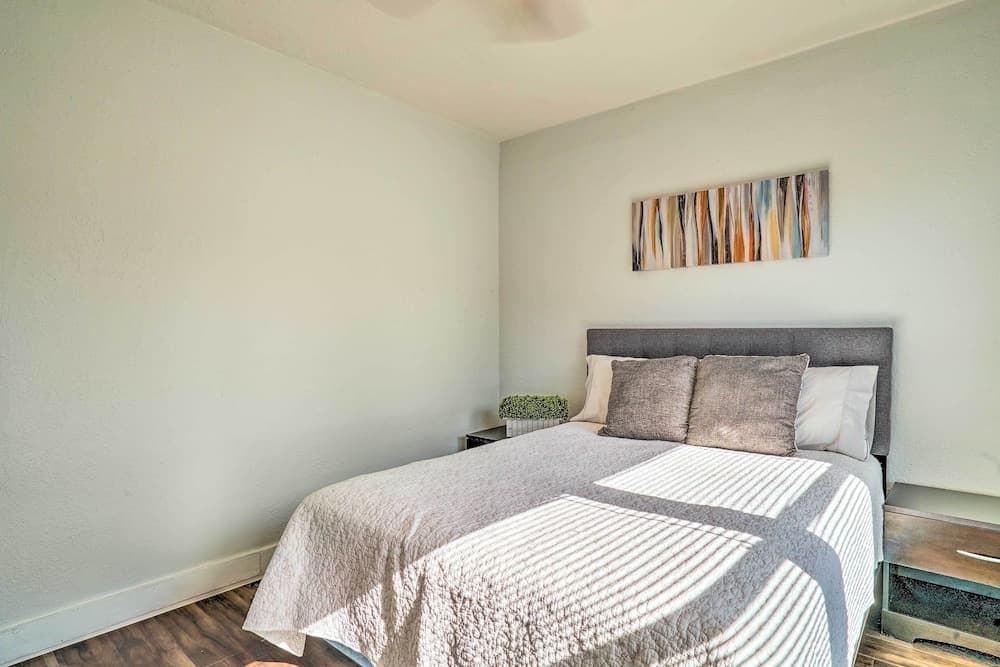 Charming & Quaint El Paso House w/ Backyard!