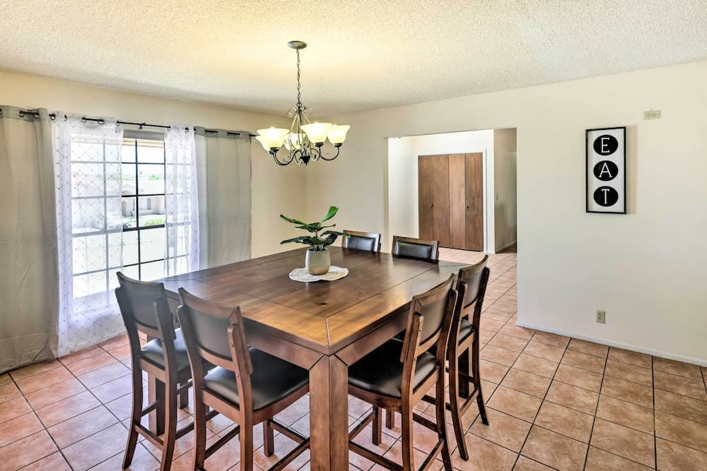 3 Mi to Marina: Lake Havasu Home w/ Heated Pool