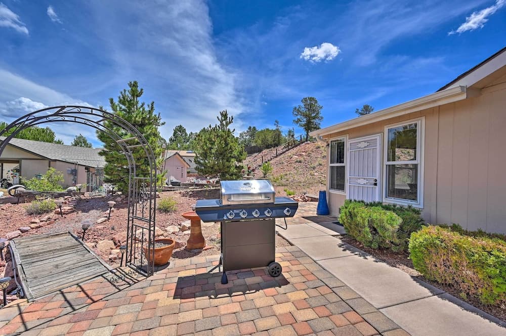 Arizona Room, Gas Grill: Charming Payson Home!