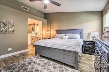 Beautiful Glendale Getaway: Private Pool + Hot Tub