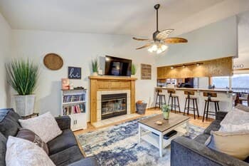 Holiday Island Vacation Rental w/ 2 Balconies