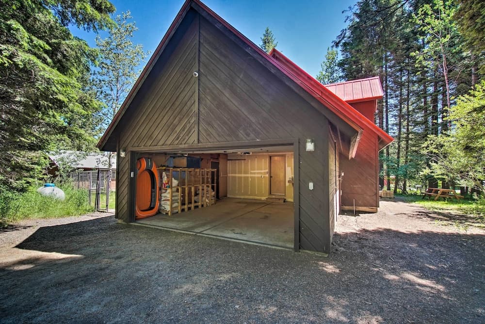 Beautiful Mccall Cabin: Perfect for Families!