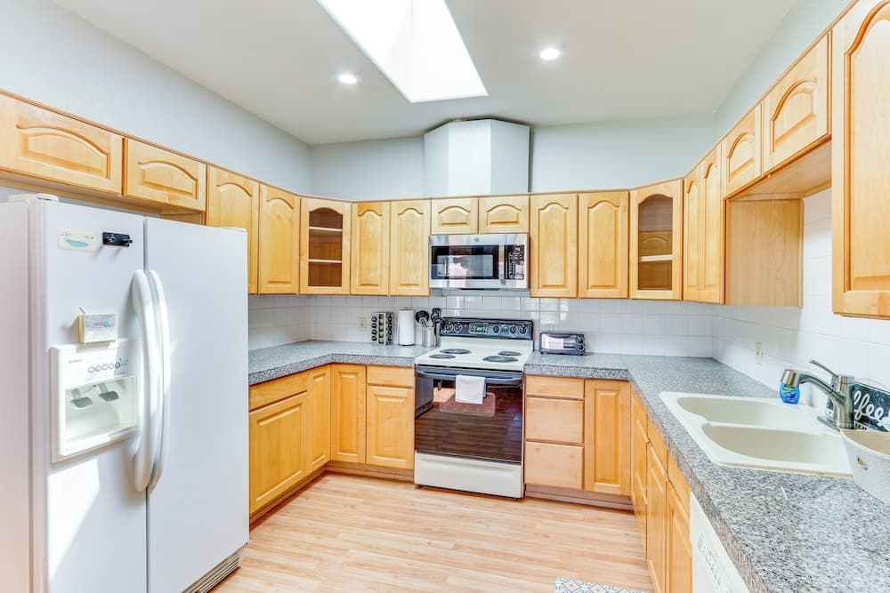 Arizona Desert Vacation Rental w/ Pool Access!