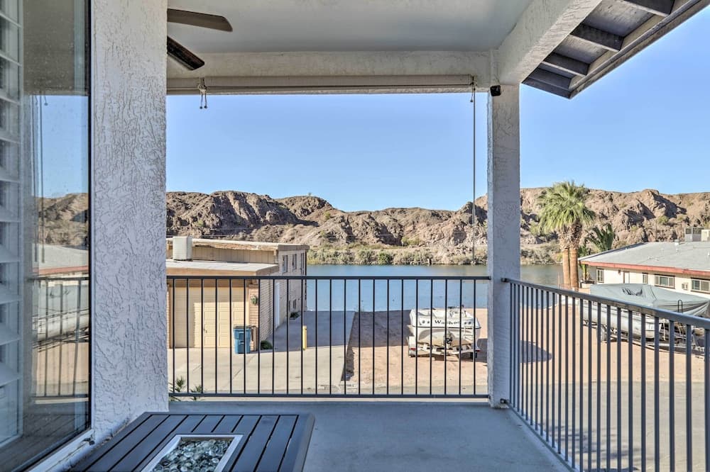Parker Home on the Colorado River w/ Views!