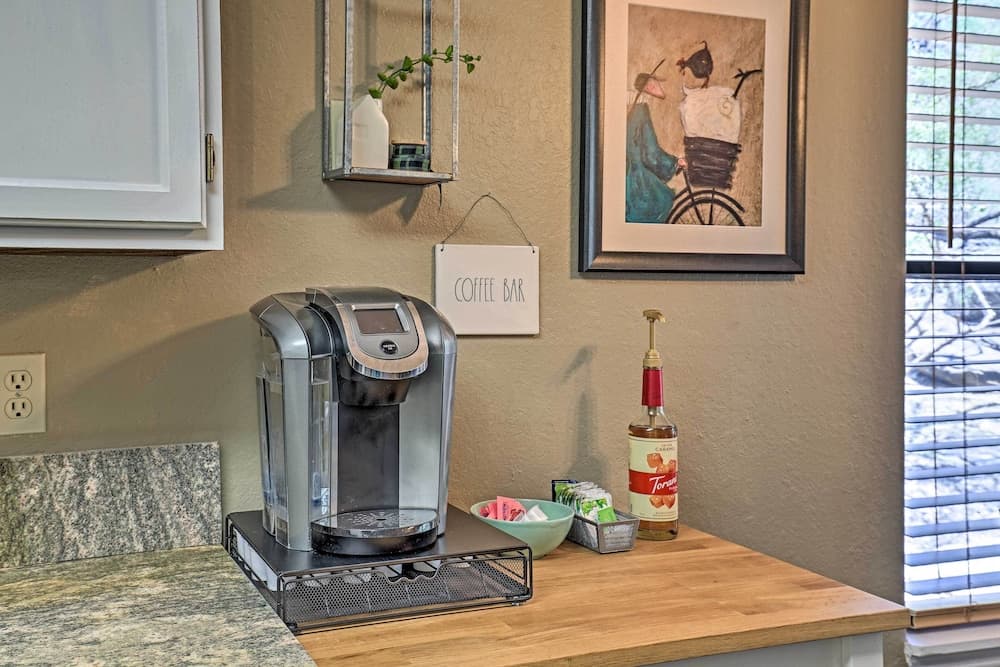 Tucson Desert Retreat w/ Pool + Hot Tub Access!