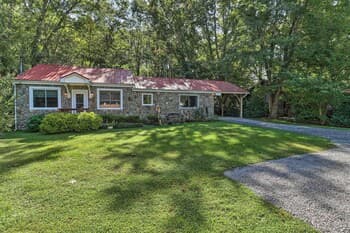 New! Charming Waynesville Cottage w/ Deck on Creek