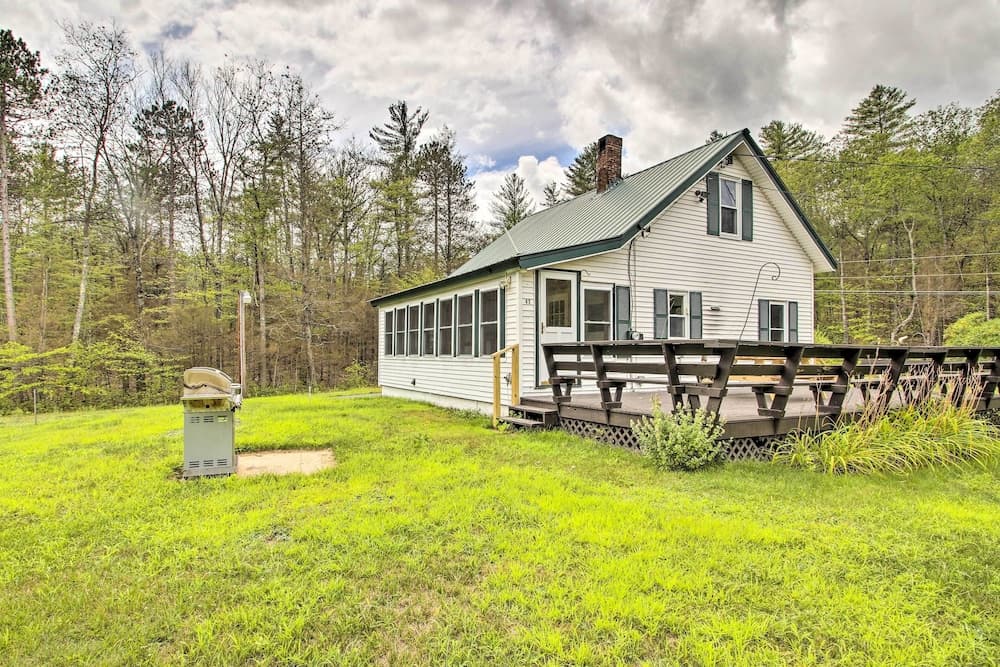 Picturesque Retreat on 1 Acre w/ Gas Grill!