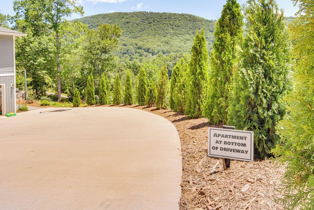 Comfy Asheville Vacation Rental w/ Hot Tub!