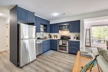 Waterfront Eureka Springs Vacation Rental w/ Deck