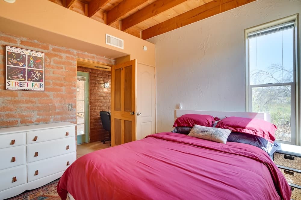 Unique Desert Home ~ 6 Mi to Downtown Tucson!