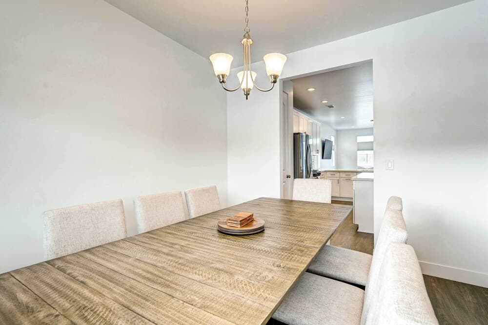 12 Mi to Dtwn Flagstaff: Spacious Bellemont Home!