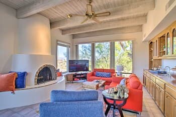 Upscale Fountain Hills Home w/ Outdoor Oasis!