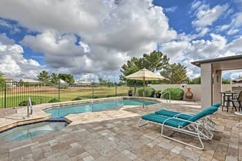 Gilbert House w/ Pool & Hot Tub on Golf Course!