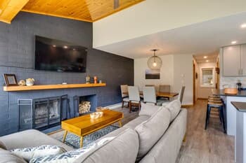 Sleek Mountain Home < 8 Mi to Vail & Beaver Creek!