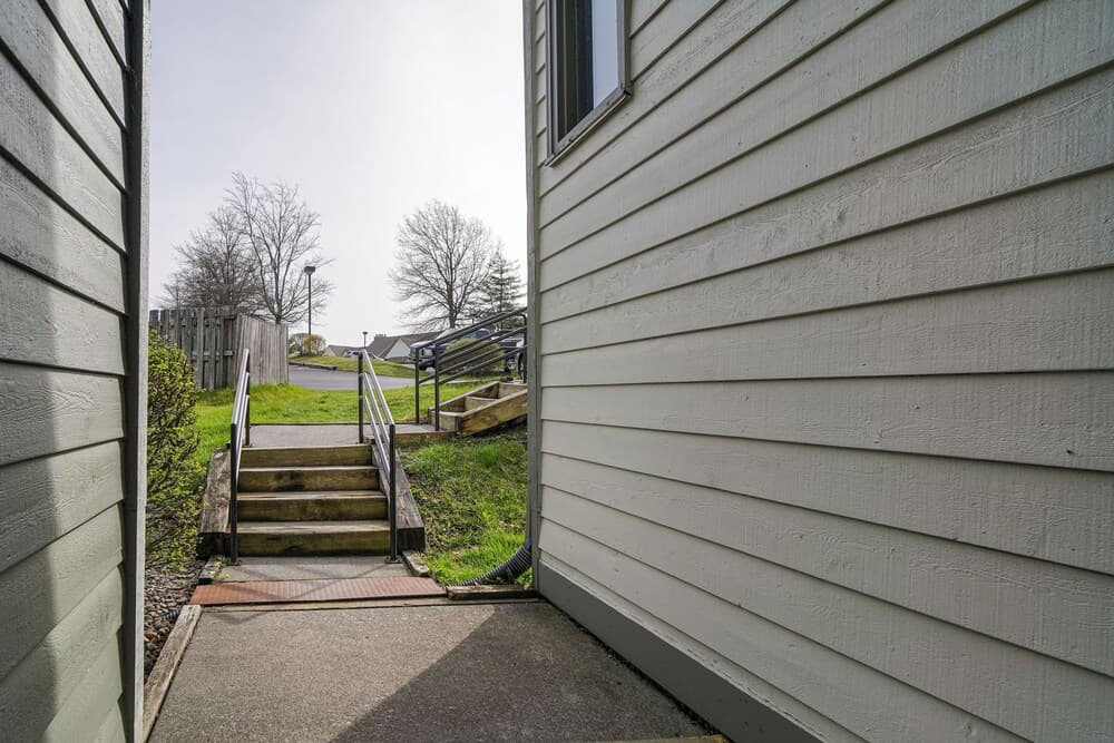 Lovely Gatlinburg Condo: Pool < 2 Mi to Tramway!