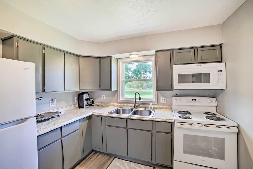 Pet-friendly & Peaceful Northern Michigan Gem