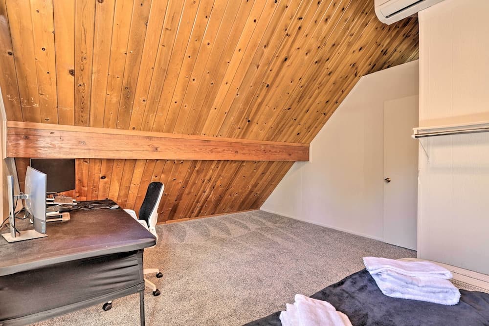 Pine Mountain Lake Cabin w/ Grill!