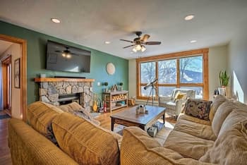 Idyllic Mount Snow Condo w/ View & Amenities!