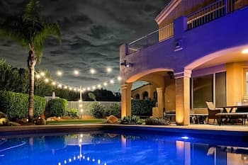 Luxury Home w/ Sunset Views + Heated Pool & Spa!