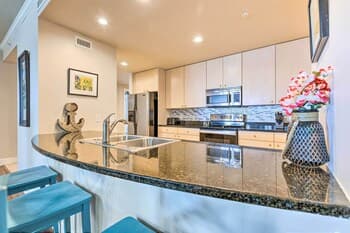 Spacious Biloxi Getaway w/ Pools & Beach Access!