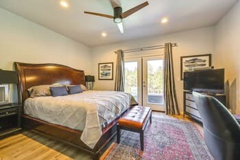 Modern Flagstaff Vacation Rental w/ 2 Living Areas