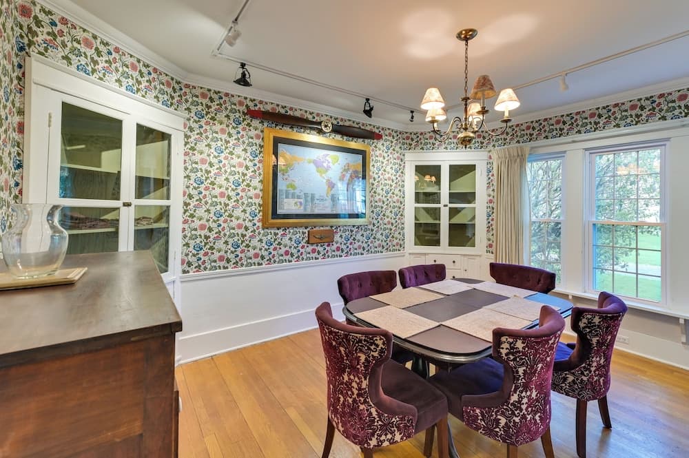 Charming Pet-friendly Vacation Rental w/ Backyard!