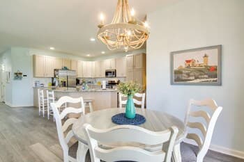 Coastal Oasis w/ Resort Access, 3 Miles to Beach!