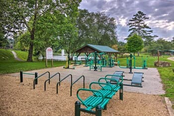 Modern Weaverville Home With Outdoor Fire Pit!