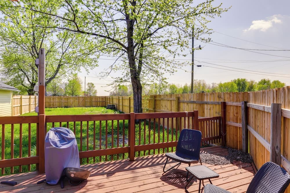Pet-friendly Ohio Escape w/ Deck & Community Dock!