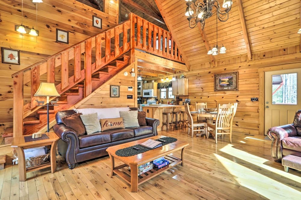 Deck & Game Room: Creekside Cabin in Sevierville