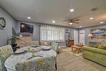 Port Isabel Home < 4 Mi to South Padre Beach!