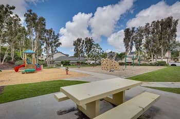 Oceanside Vacation Home w/ Gas Grill + Patio