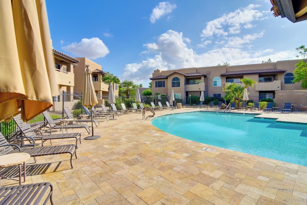 Walkable Scottsdale Gem w/ Pool Access