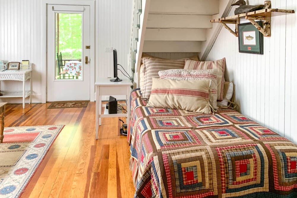 Saranac Lake Cabin w/ Beach Access