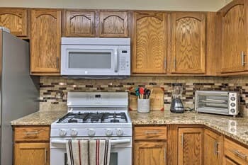 Spacious Poconos Lakefront Home w/ Dock & Grill!