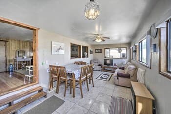 Roosevelt Retreat w/ Fire Pit ~ 3 Mi to Lake!