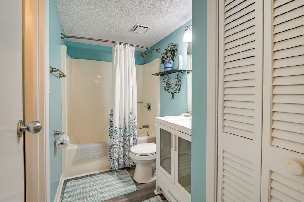 Beach Getaway w/ Pool Access + Patio w/ Ocean View