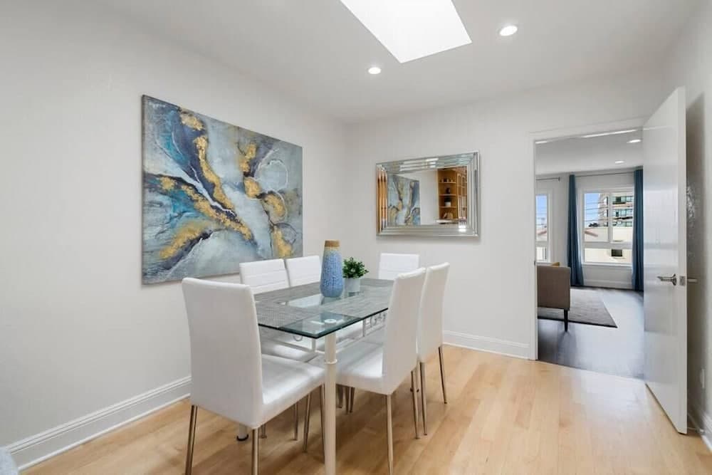 Stunning 2 Bedroom 1 Bath Home near BART