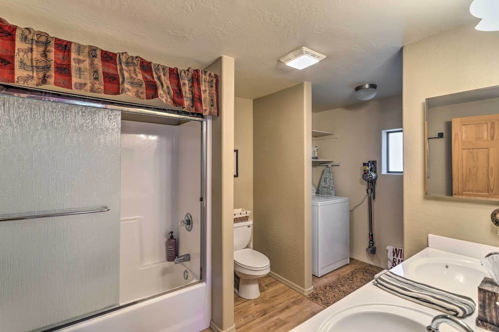 Fish, Hike & Explore: Prescott Cabin w/ Grill!