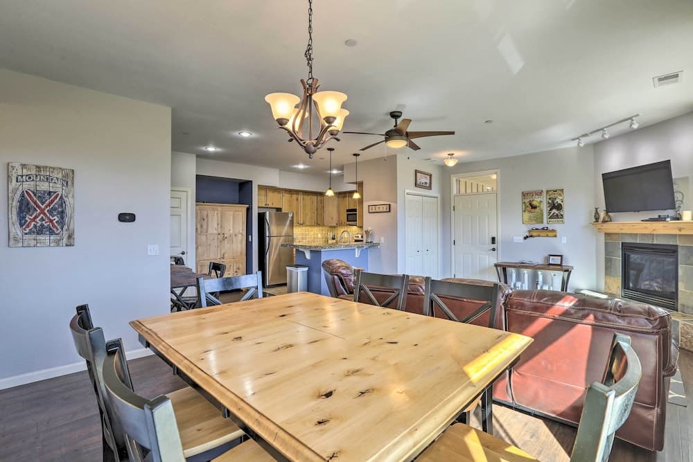 Stunning Fraser Condo < 8 Mi to Winter Park!