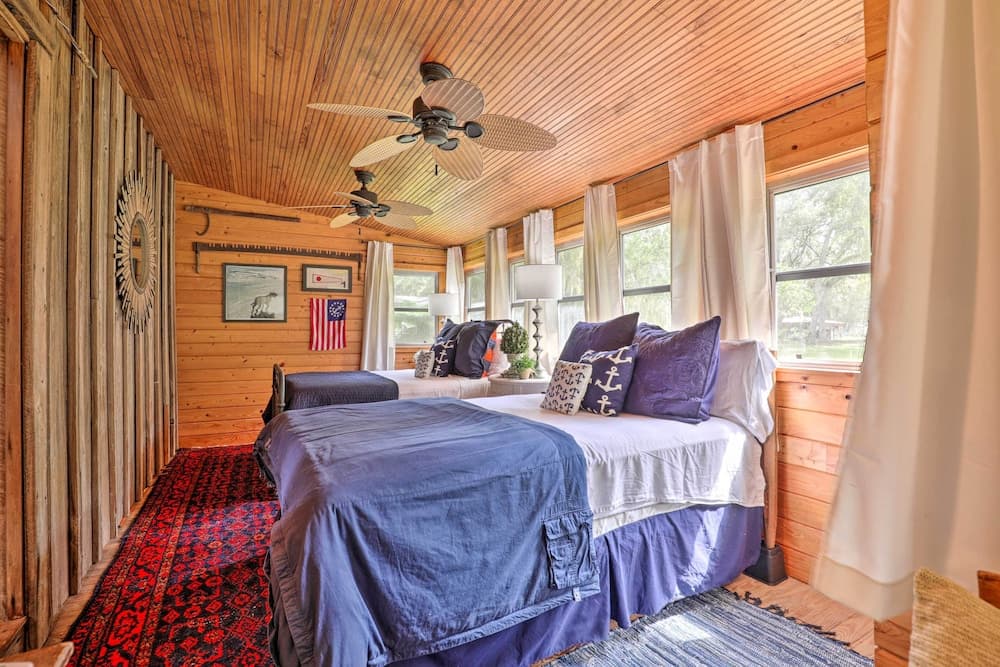 Georgetown Escape w/ Slip: Boat Access Only