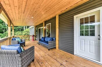 Spacious Blue Ridge Abode w/ Private Pond!