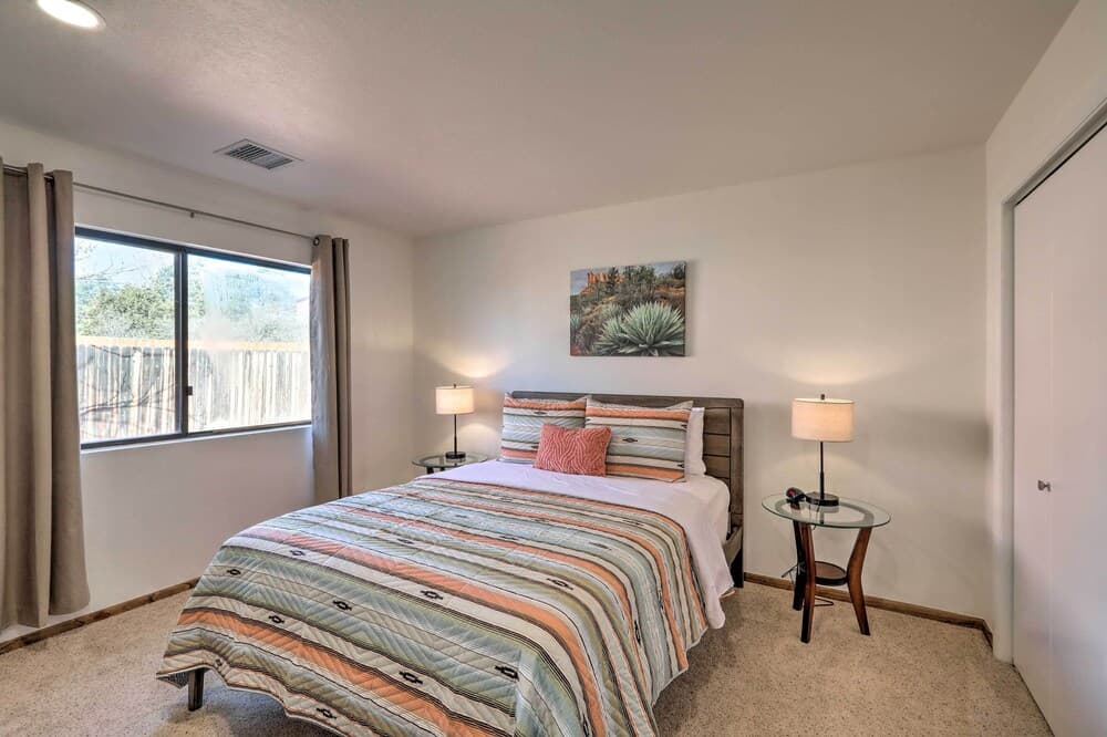 Fire Pit, Near Hiking Trails: Sedona Retreat!