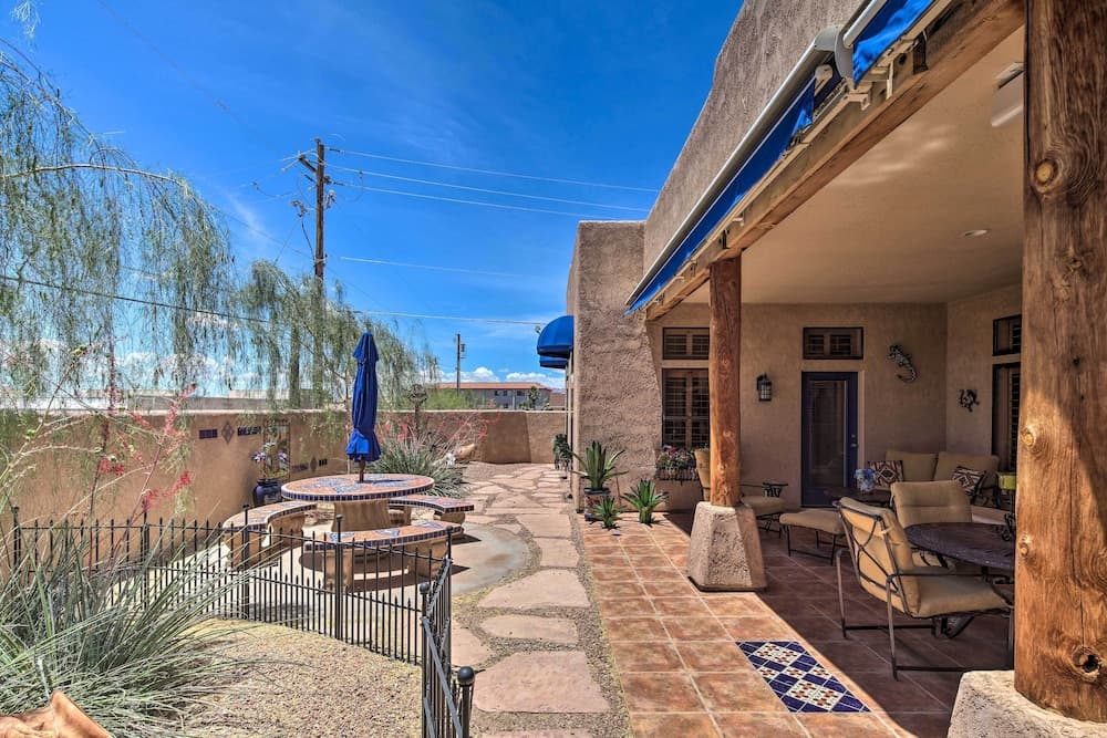 Patio, Grill & Yard: Pet-friendly Lake Havasu Gem