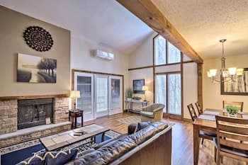 Well-appointed Villa W/sauna at Camelback Mtn