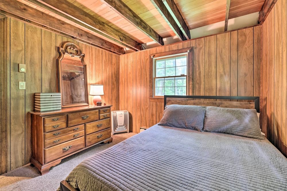 Game Room & Fire Pit: Tree-lined Pocono Lake Cabin