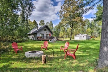 Pet-friendly Traverse City Cabin w/ River Access!
